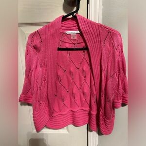 Pink Nygard Women’s Medium Patterned Shrug.